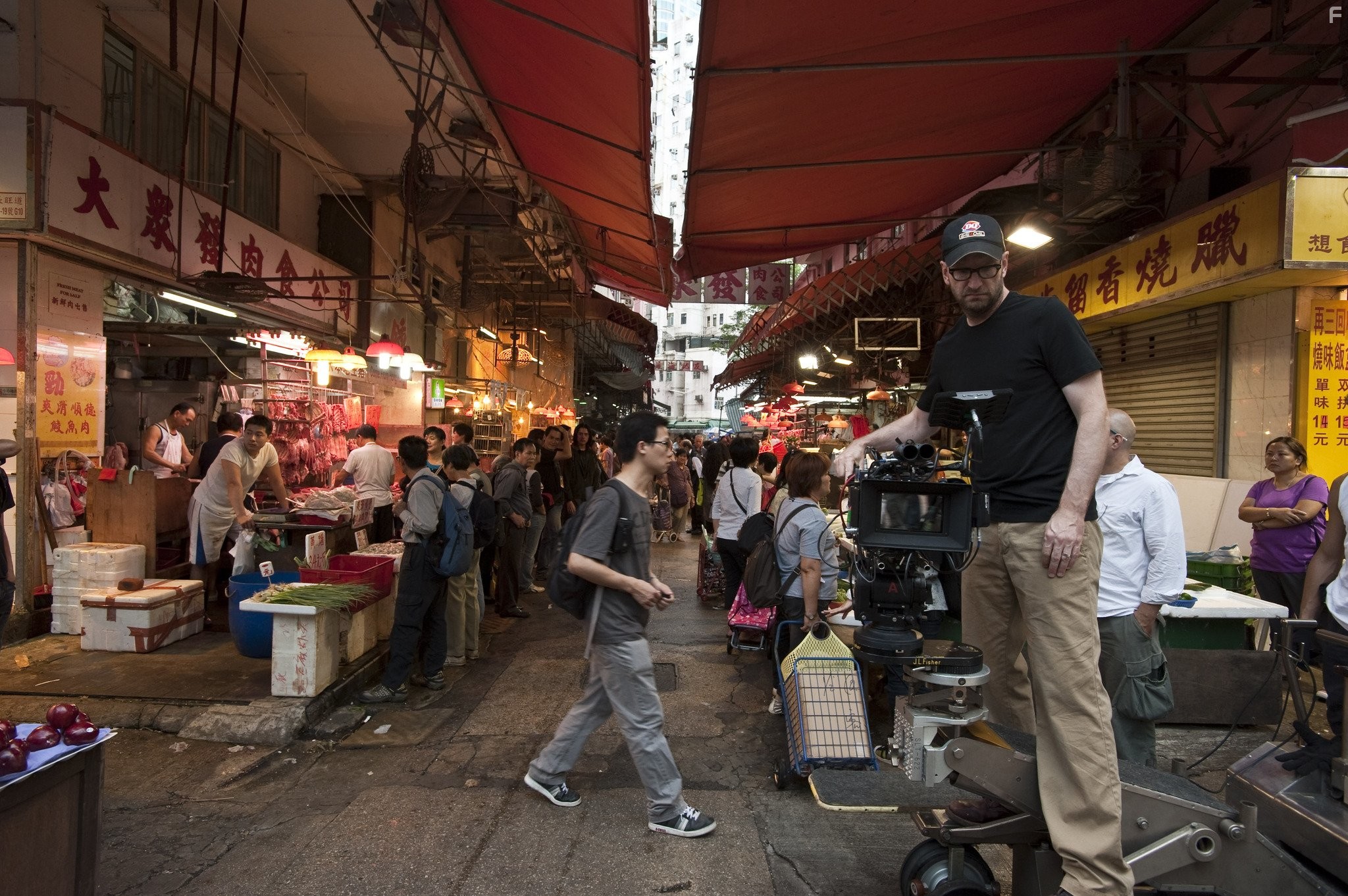 Steven Soderbergh in Заражение (2011)