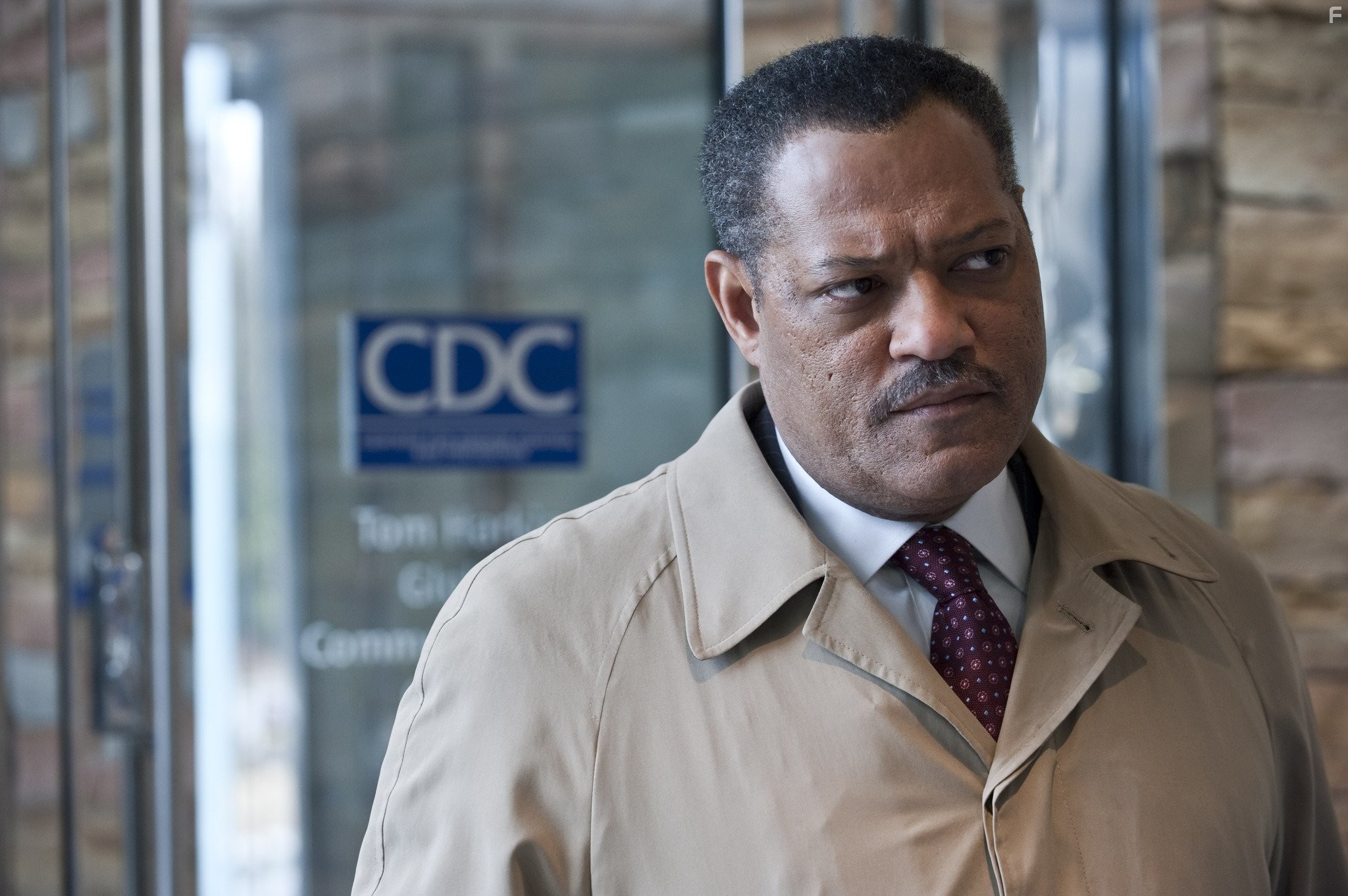 Laurence Fishburne in Заражение (2011)