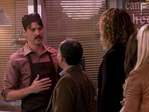 Adam J. Jefferis in 2 Девицы на мели (2011)