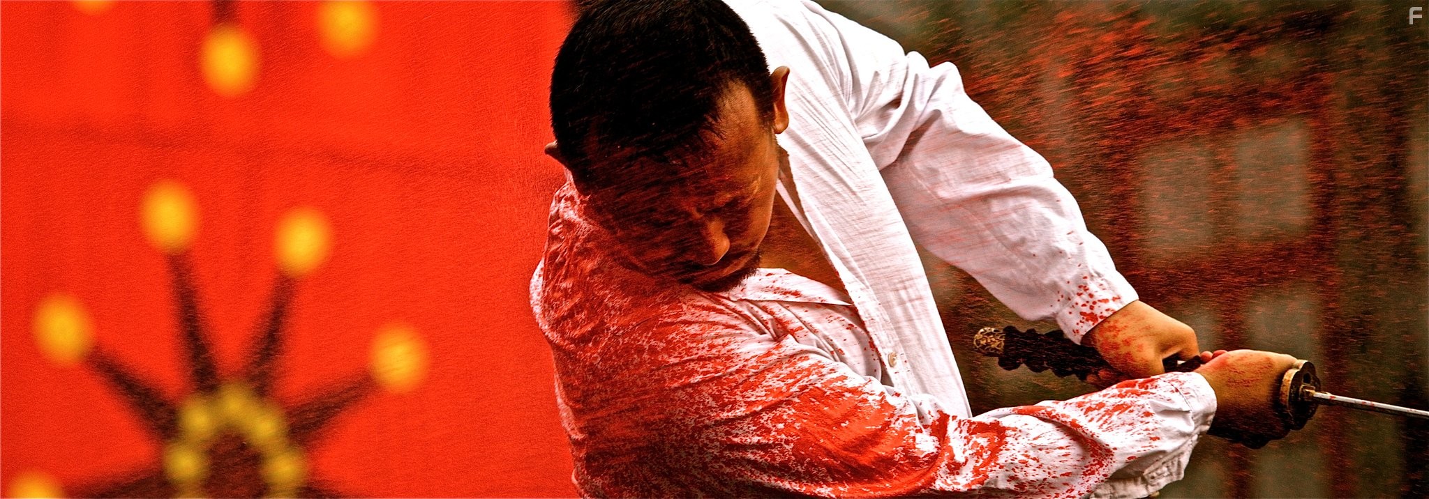 Wen Jiang in Пусть летят пули (2010)