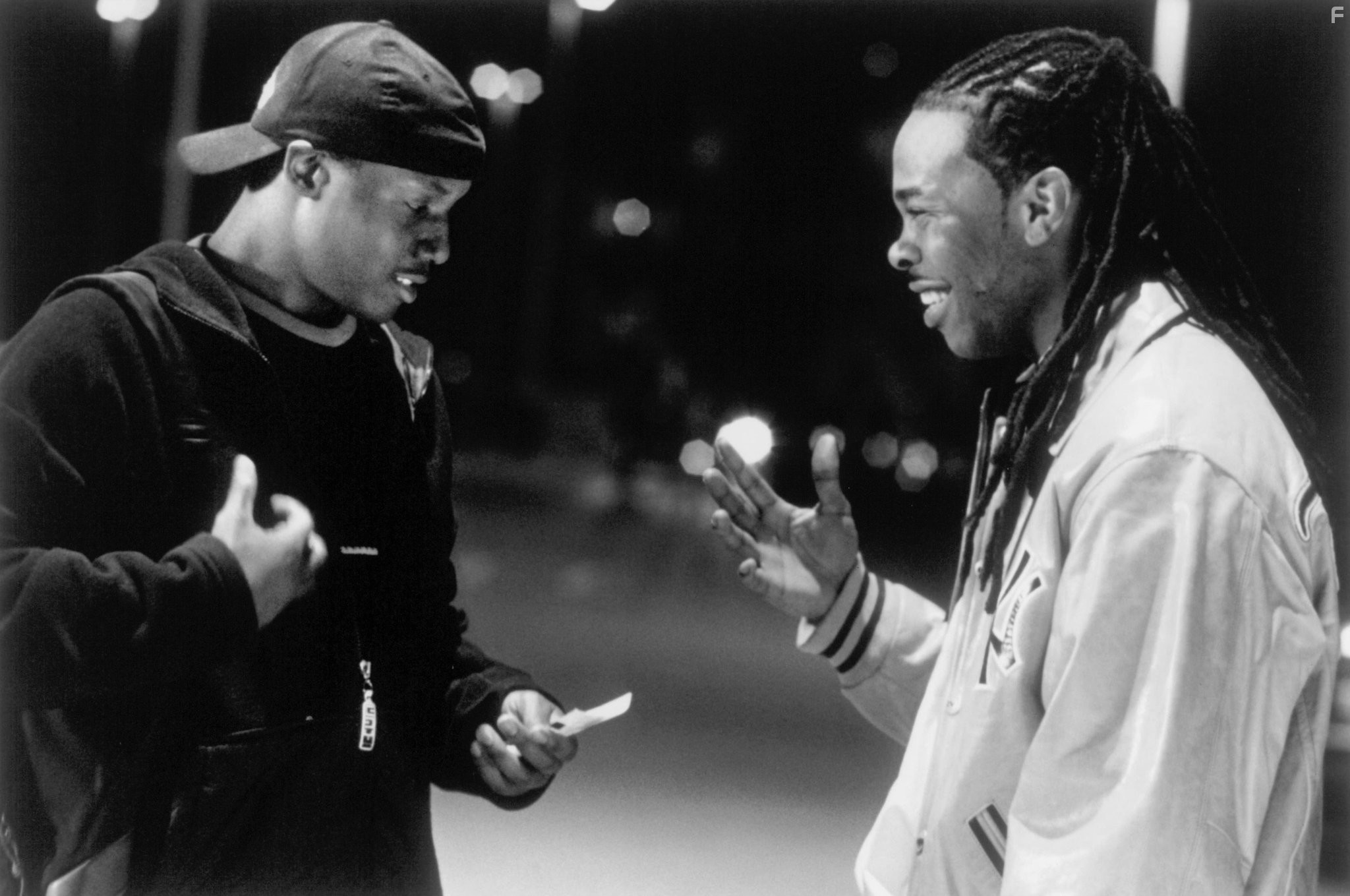 Busta Rhymes and Rob Brown in Найти Форрестера (2000)