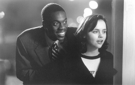 Christina Ricci and Doug E. Doug in Эта дикая кошка (1997)