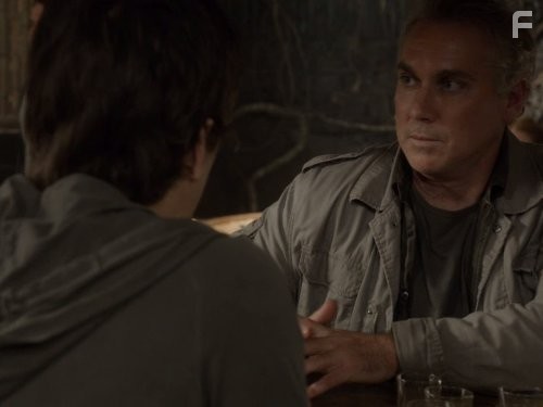 Damien Garvey in Терра Нова (2011)