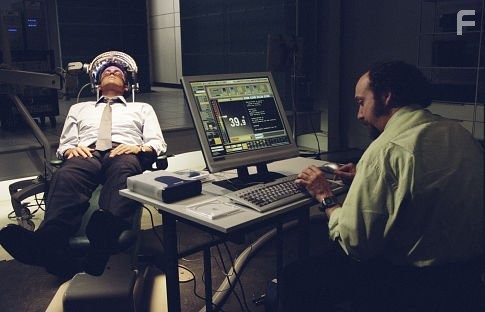 Ben Affleck and Paul Giamatti in Час расплaты (2003)