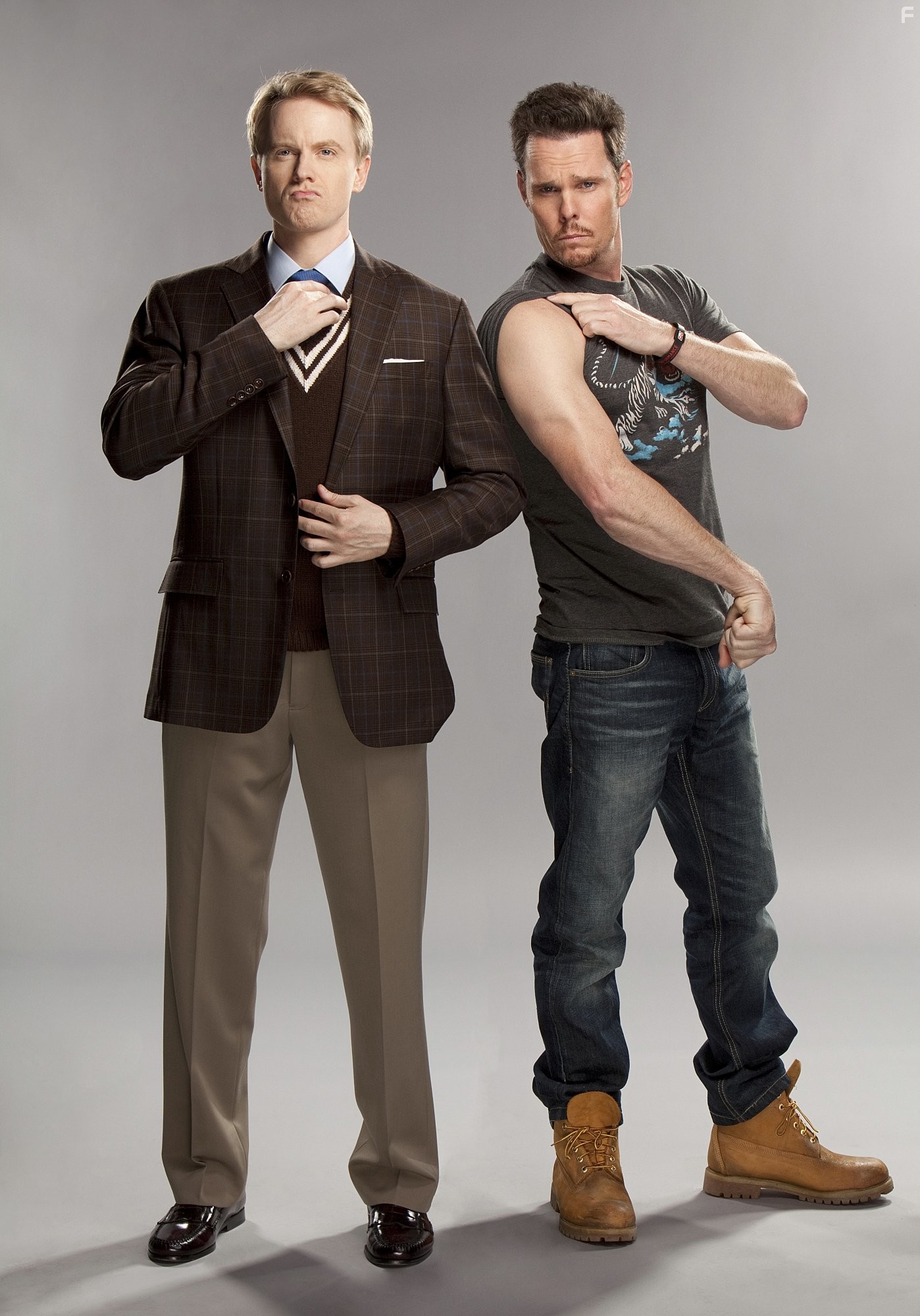 Kevin Dillon and David Hornsby in Как стать джентльменом (2011)