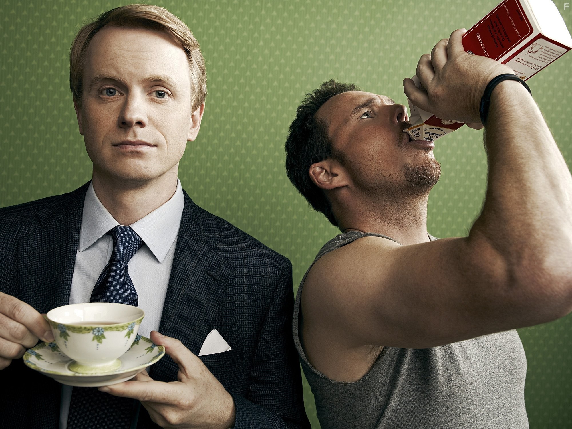 Kevin Dillon and David Hornsby in Как стать джентльменом (2011)