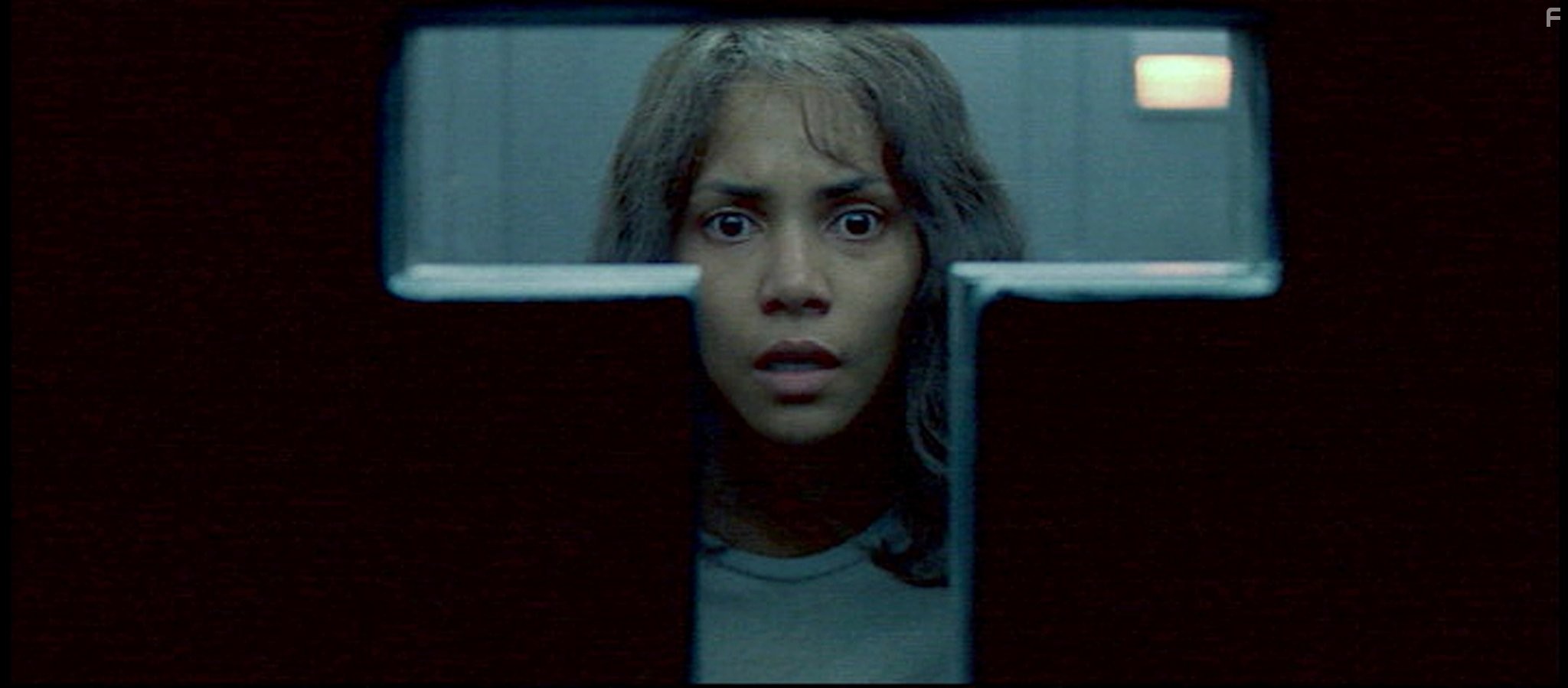 Halle Berry in Готика (2003)