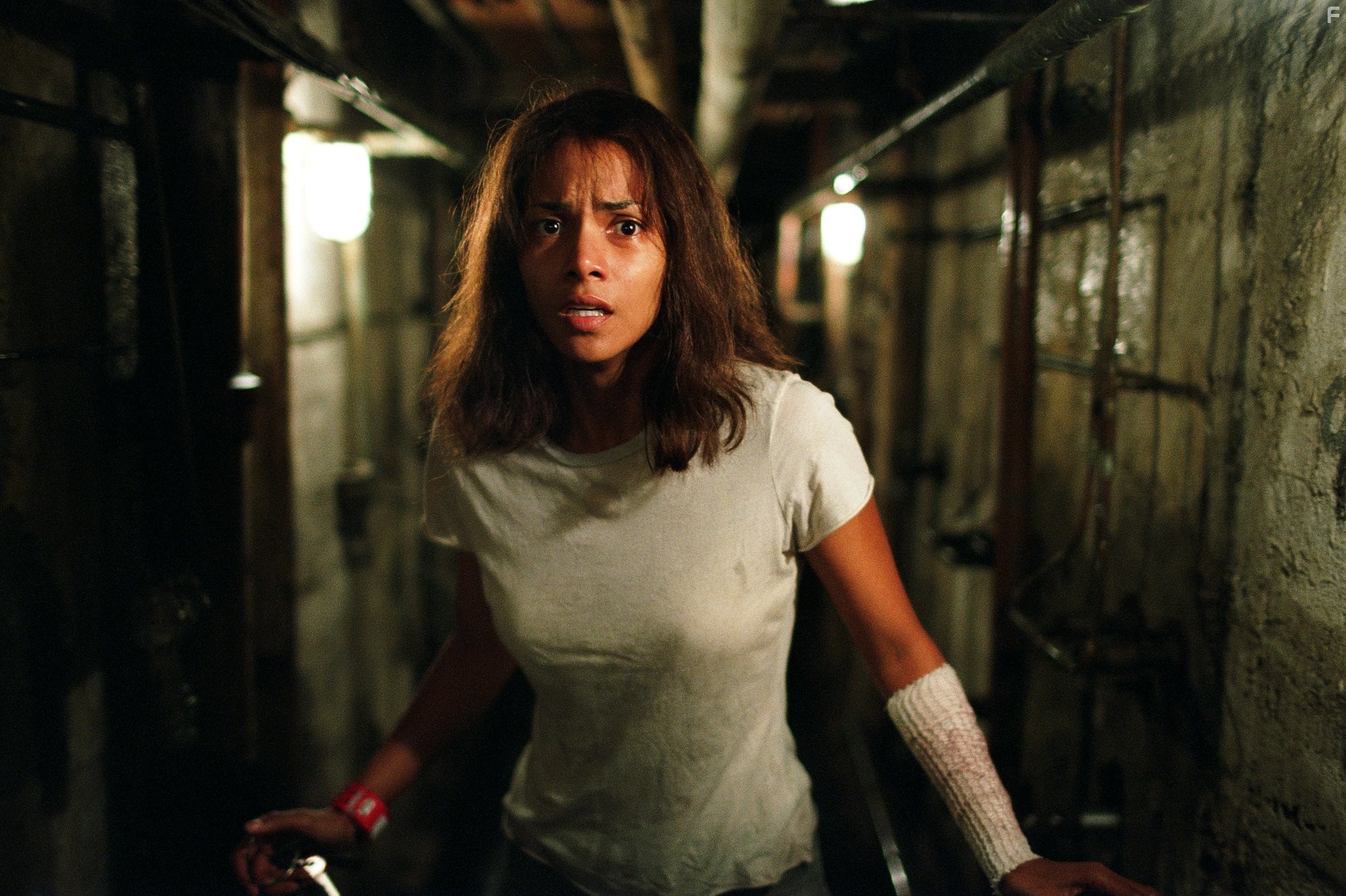 Halle Berry in Готика (2003)
