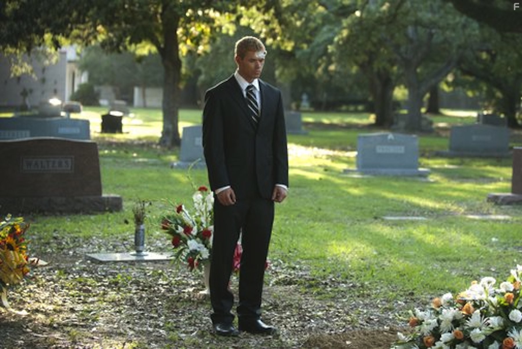 Kellan Lutz in Арена (2011)