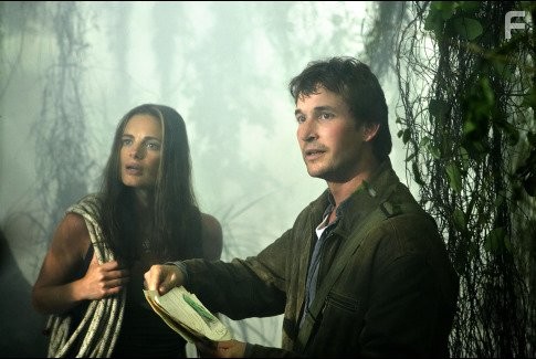 Gabrielle Anwar and Noah Wyle in Библиотекарь 2: Возвращение в Копи Царя Соломона (2006)