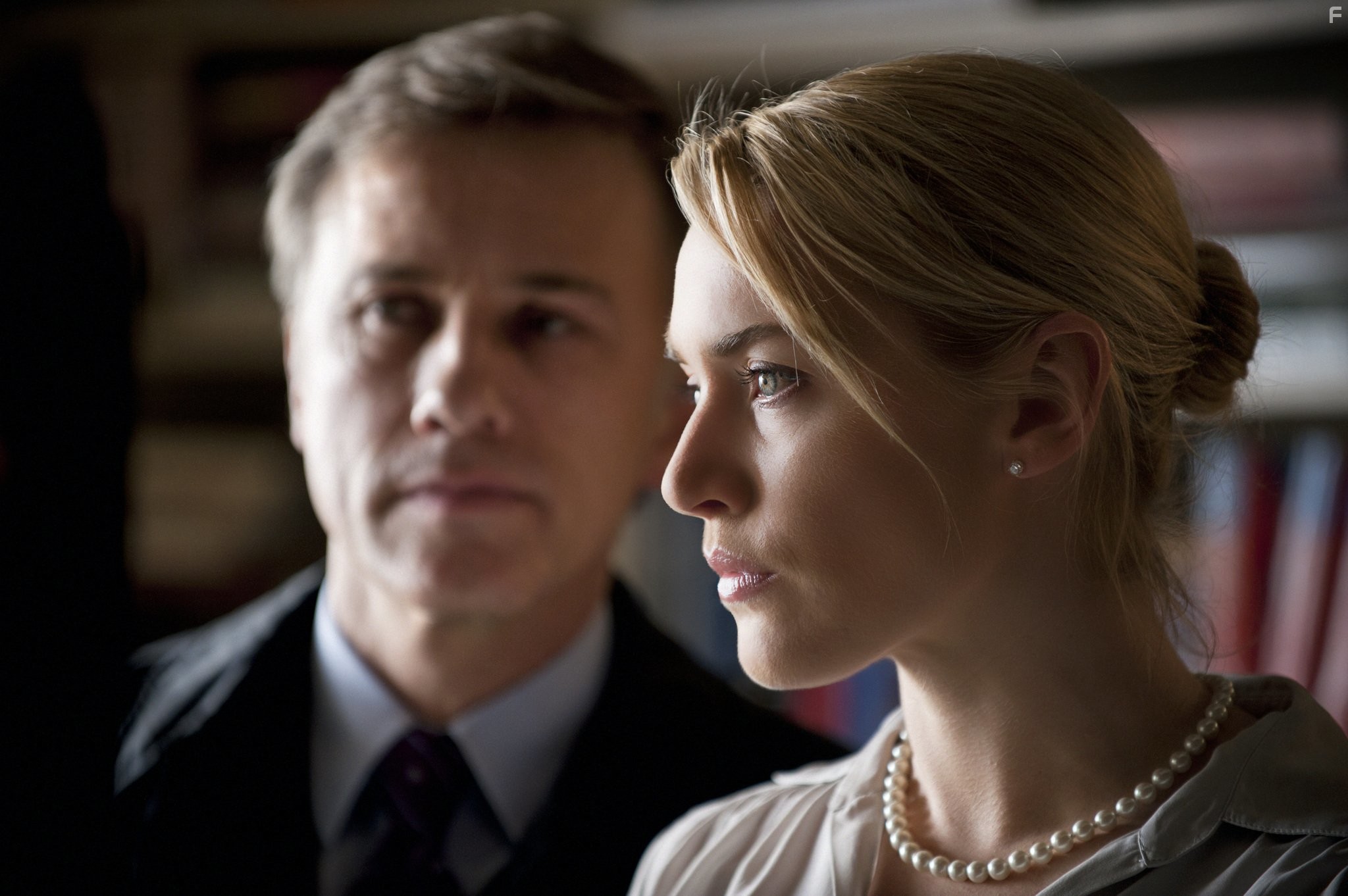 Kate Winslet and Christoph Waltz in Резня (2011)