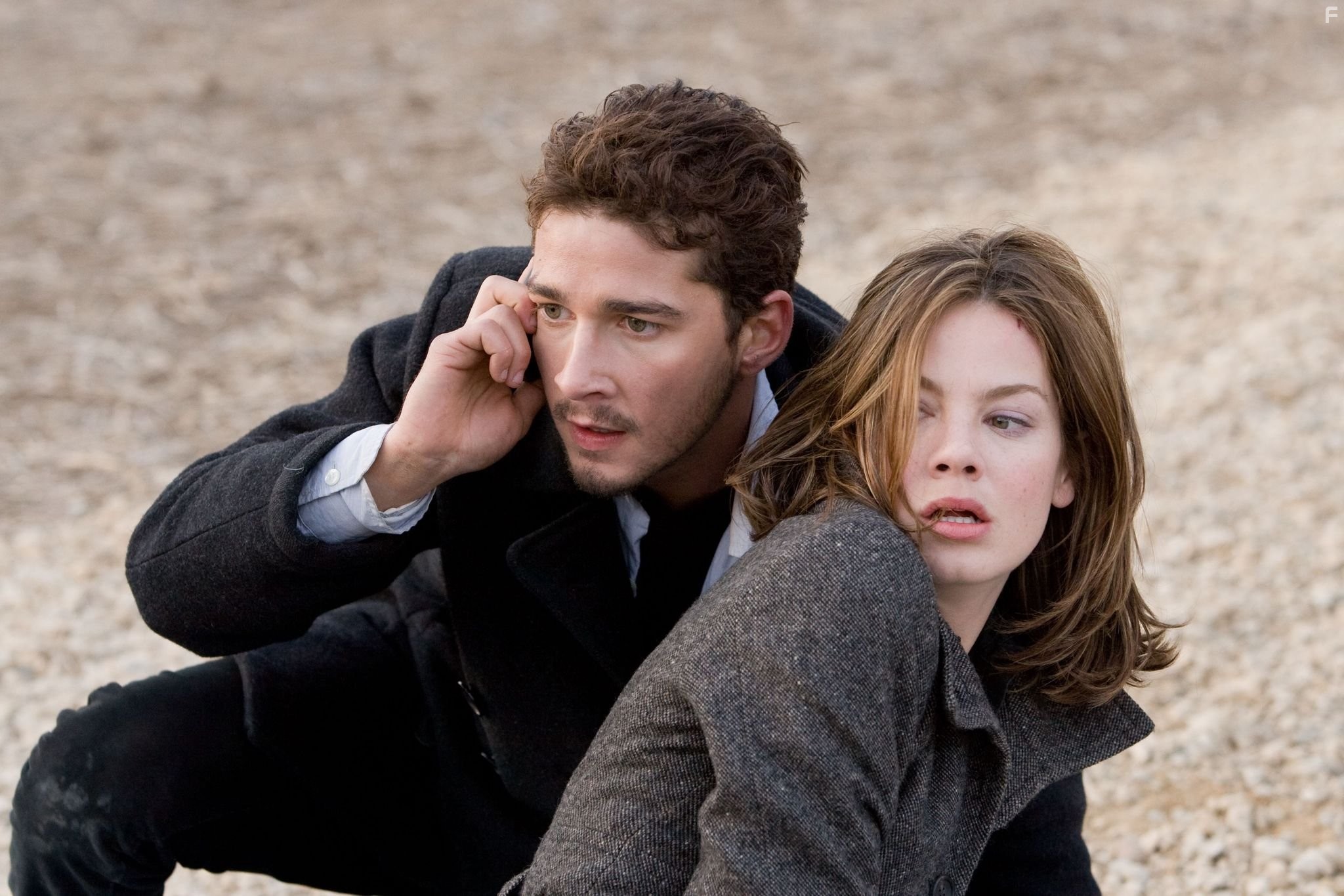 Shia LaBeouf and Michelle Monaghan in На крючке (2008)