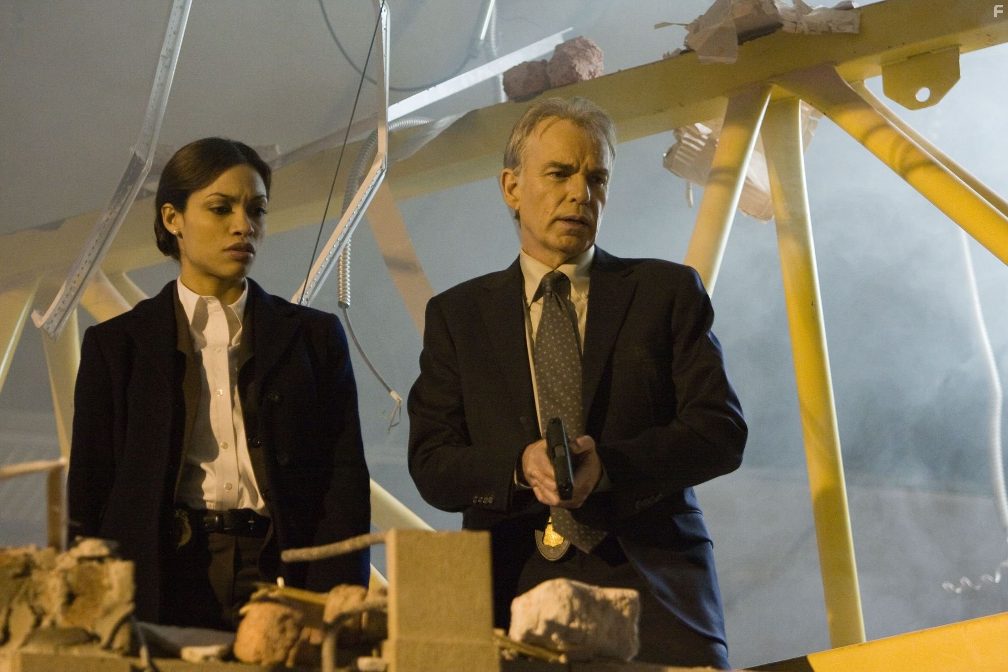 Billy Bob Thornton and Rosario Dawson in На крючке (2008)