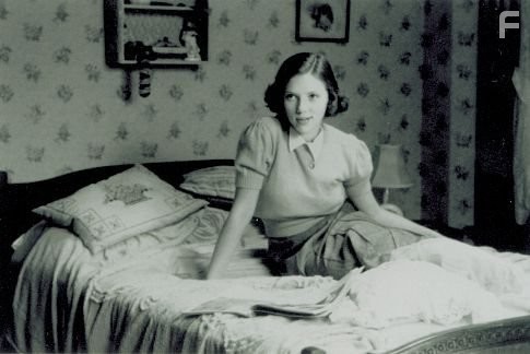 Scarlett Johansson in Чeловек, которого не было (2001)