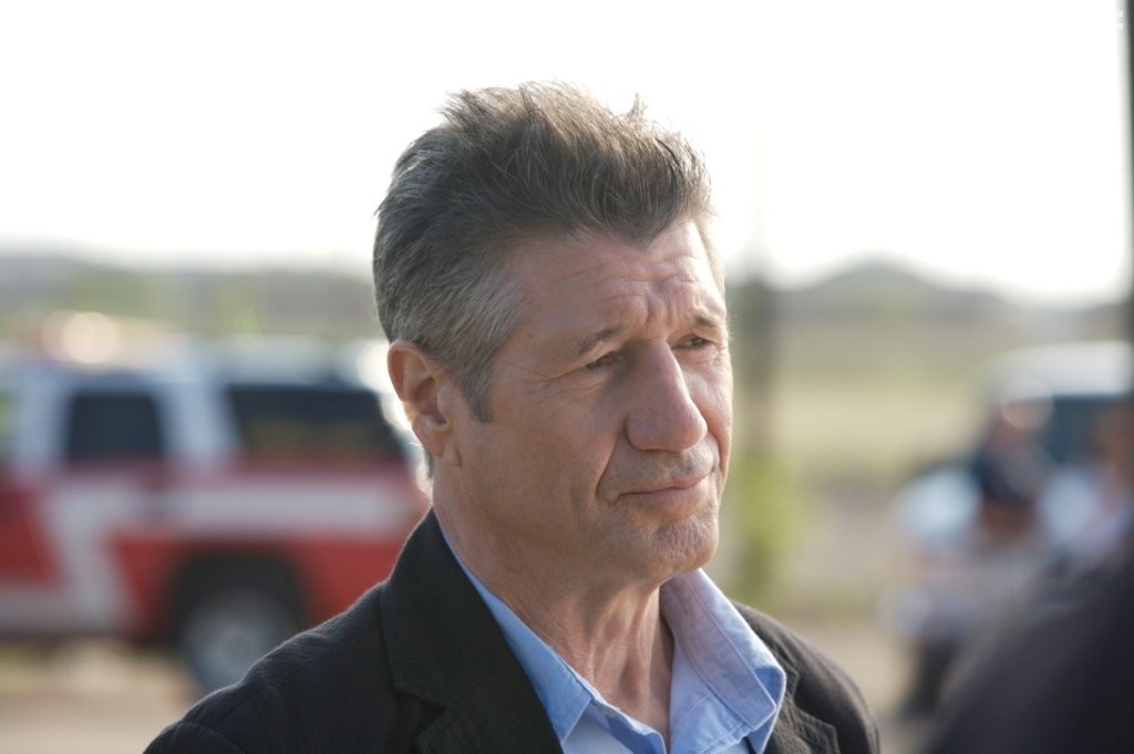 Fred Ward in Скорость: У последней черты (2008)