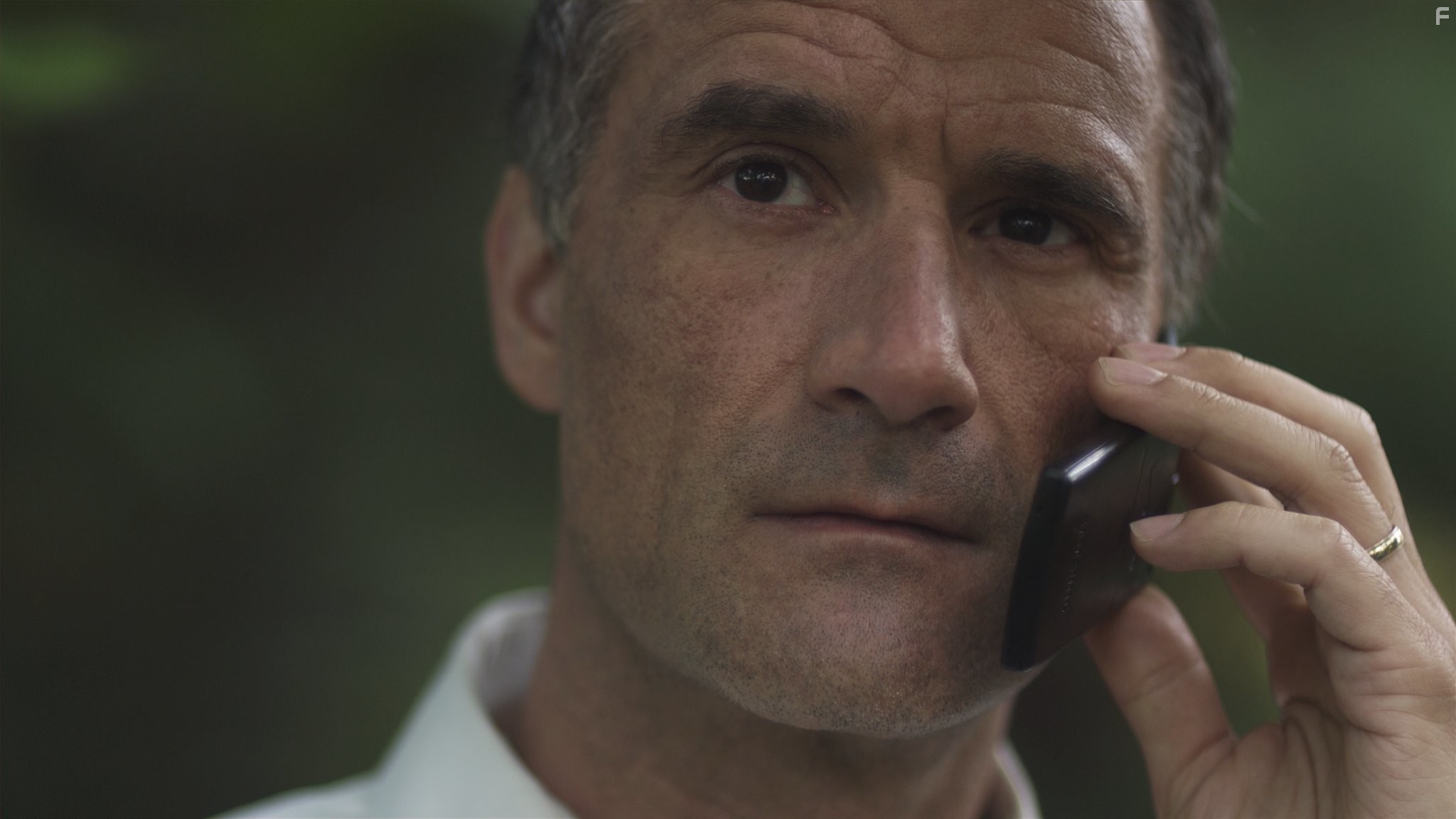Elias Koteas in 3 Backyards (2010)