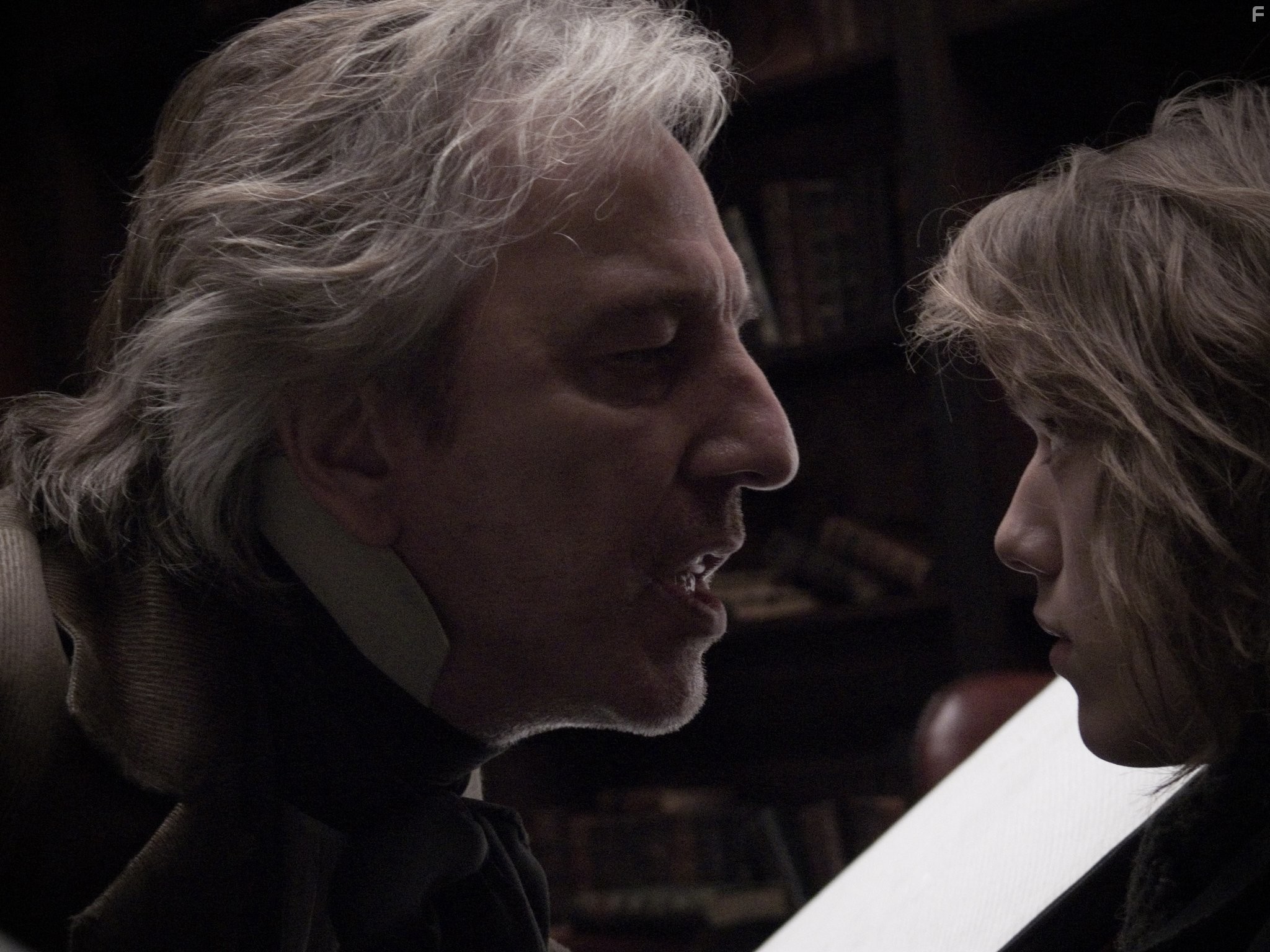Alan Rickman and Jamie Campbell Bower in Суини Тодд, демон-парикмахер с Флит-стрит (2007)