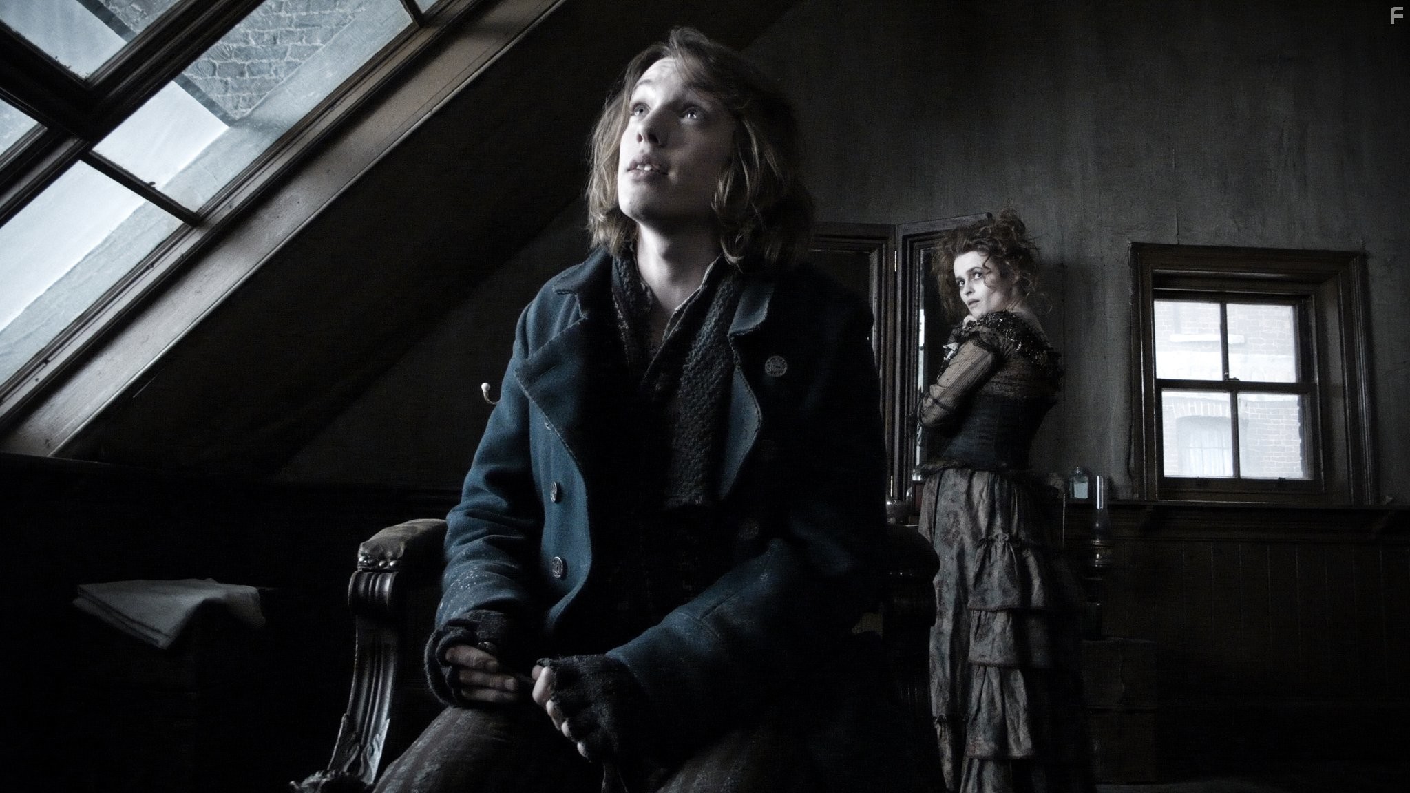 Helena Bonham Carter and Jamie Campbell Bower in Суини Тодд, демон-парикмахер с Флит-стрит (2007)