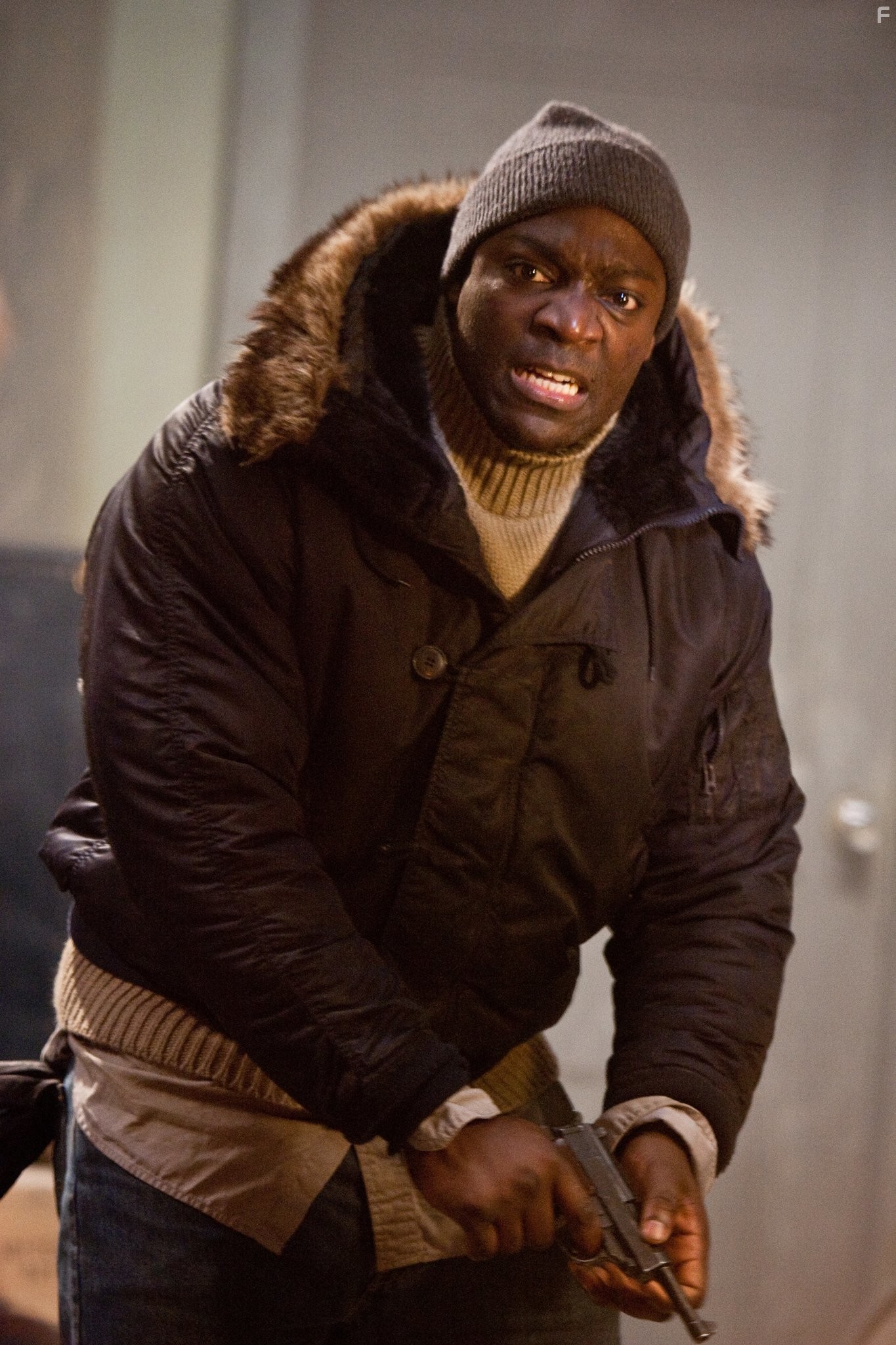 Adewale Akinnuoye-Agbaje in Нечто (2011)