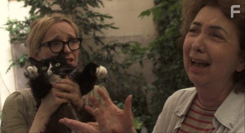 Julie Delpy and Marie Pillet in 2 дня в Париже (2007)