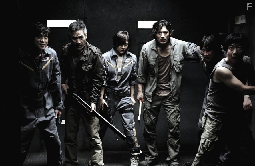 Sung-kee Ahn, Ji-won Ha, Ji-ho Oh, and Cheol-min Park in Сектор 7 (2011)