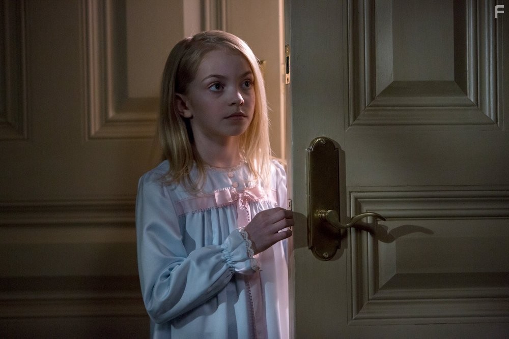 Hannah R. Loyd in Гримм (2011)