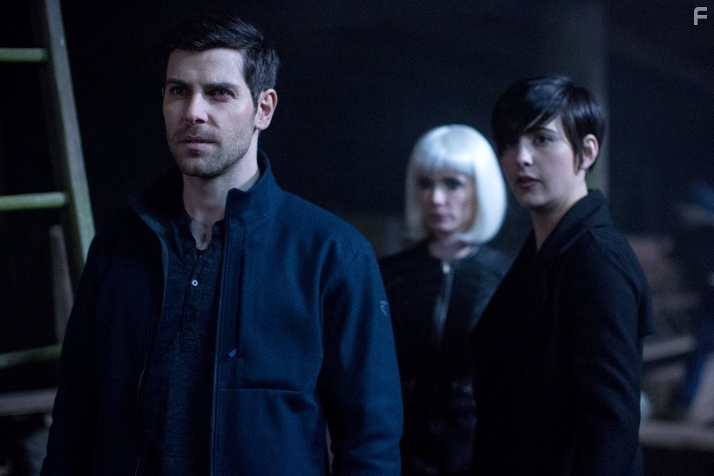 Bitsie Tulloch, David Giuntoli, and Jacqueline Toboni in Гримм (2011)