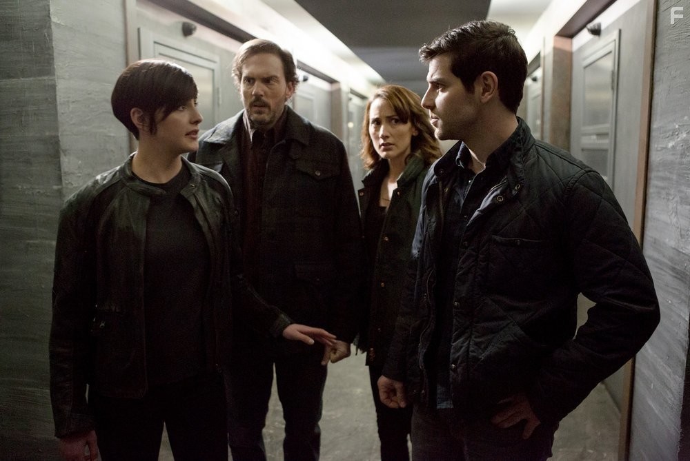 Silas Weir Mitchell, Bree Turner, David Giuntoli, and Jacqueline Toboni in Гримм (2011)