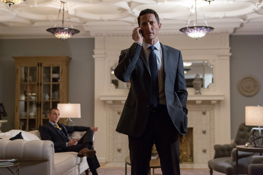 Sasha Roiz in Гримм (2011)