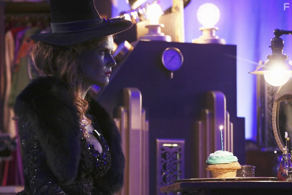 Rebecca Mader in Однажды в сказке (2011)