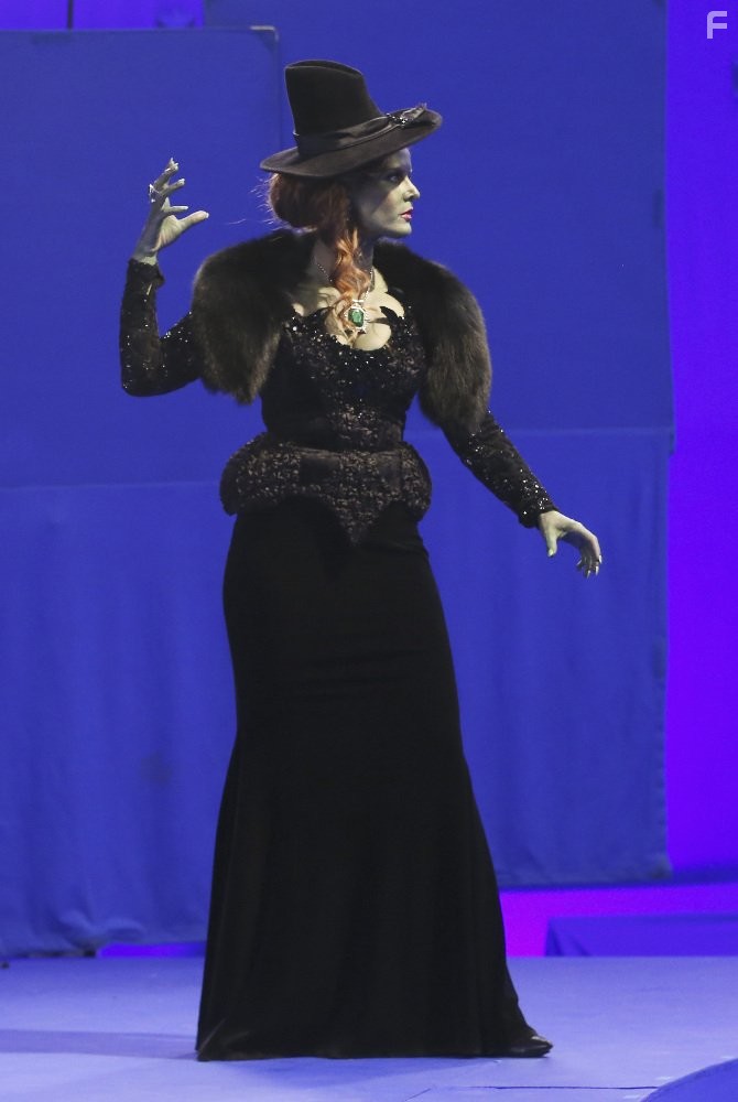 Rebecca Mader in Однажды в сказке (2011)