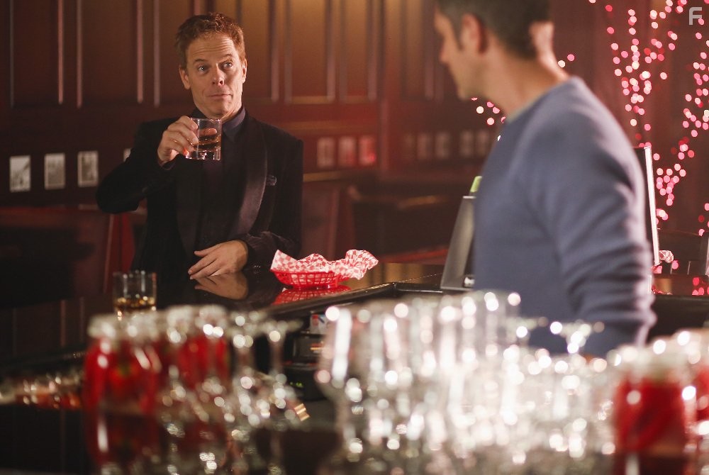 Greg Germann in Однажды в сказке (2011)