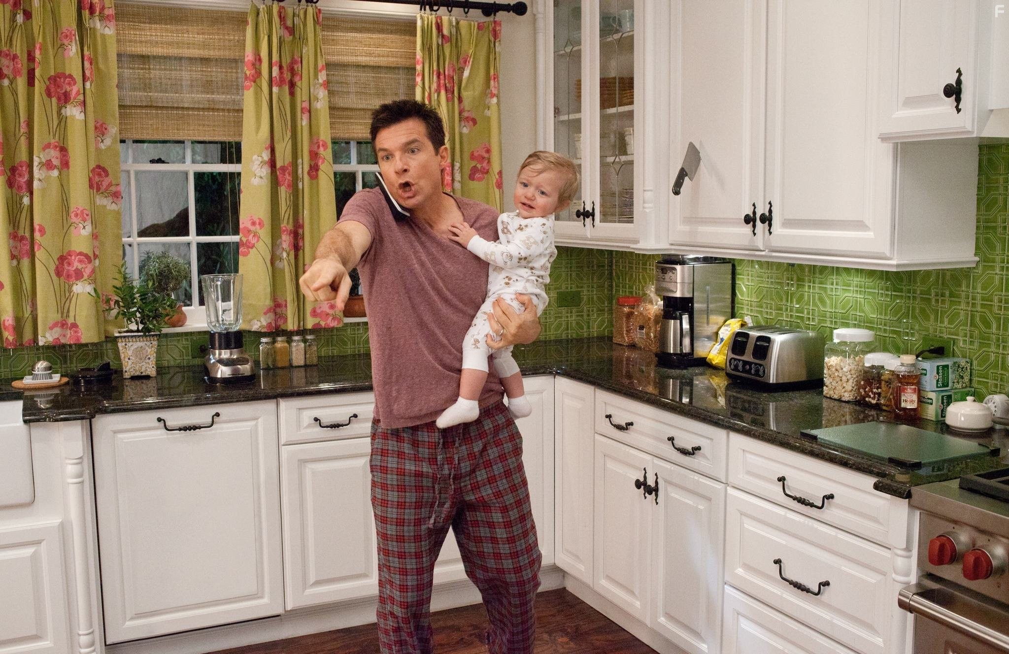 Jason Bateman in Хочу как ты (2011)