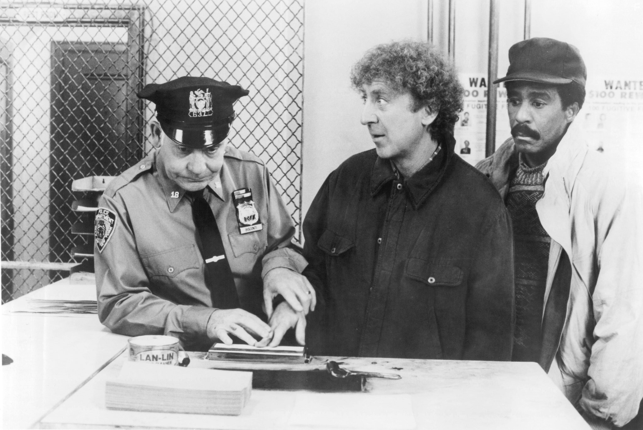 Gene Wilder, Richard Pryor, and Joe Viviani in Ничего не вижу, ничего не слышу (1989)