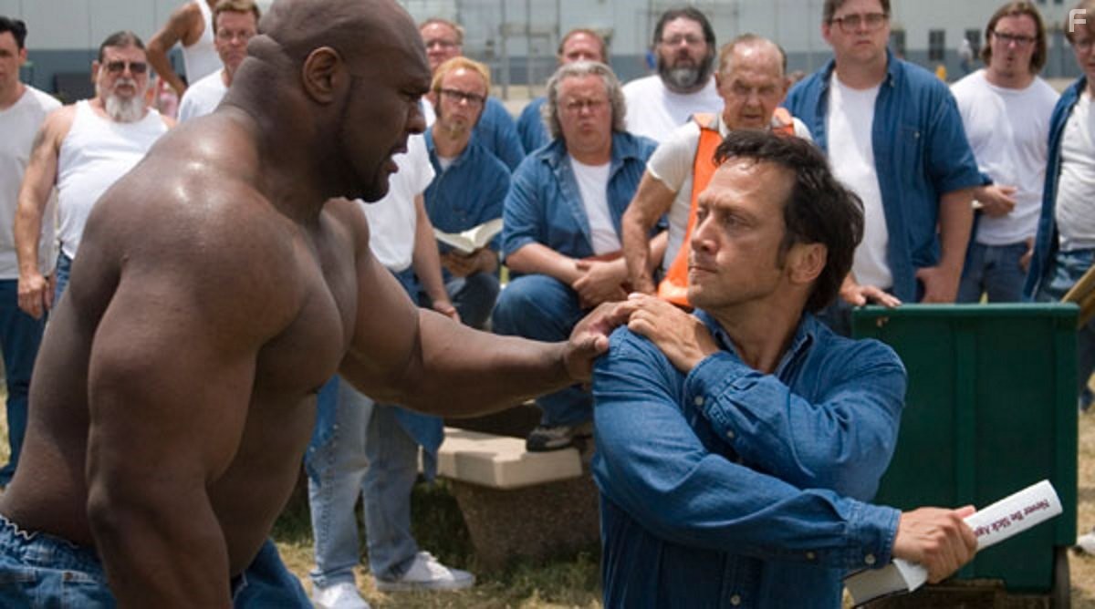 Rob Schneider and Bob Sapp in Большой Стэн (2007)