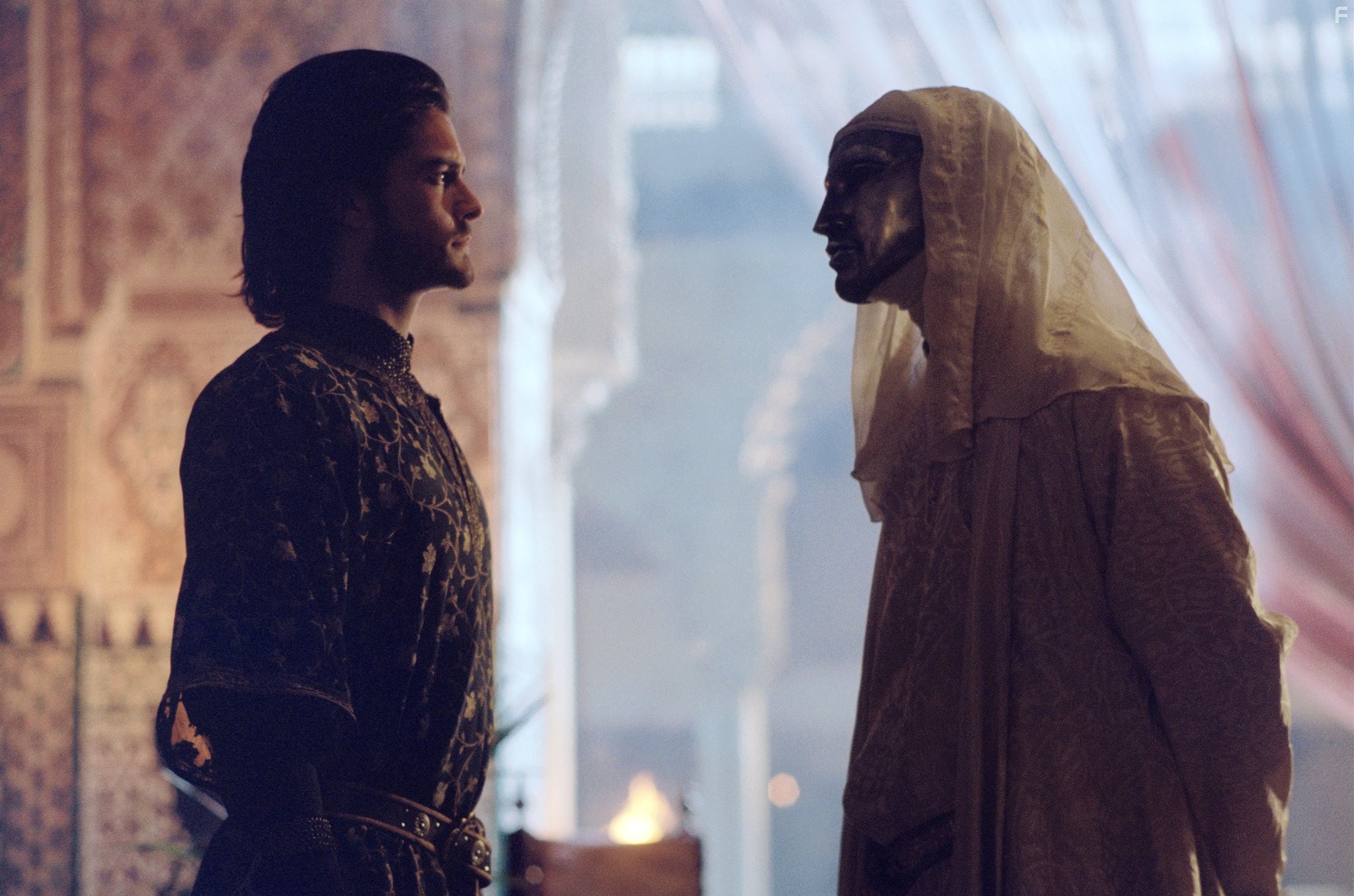 Edward Norton and Orlando Bloom in Царство небесное (2005)