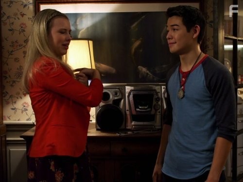 Ryan Potter and Gracie Dzienny in Supah Ninjas (2011)