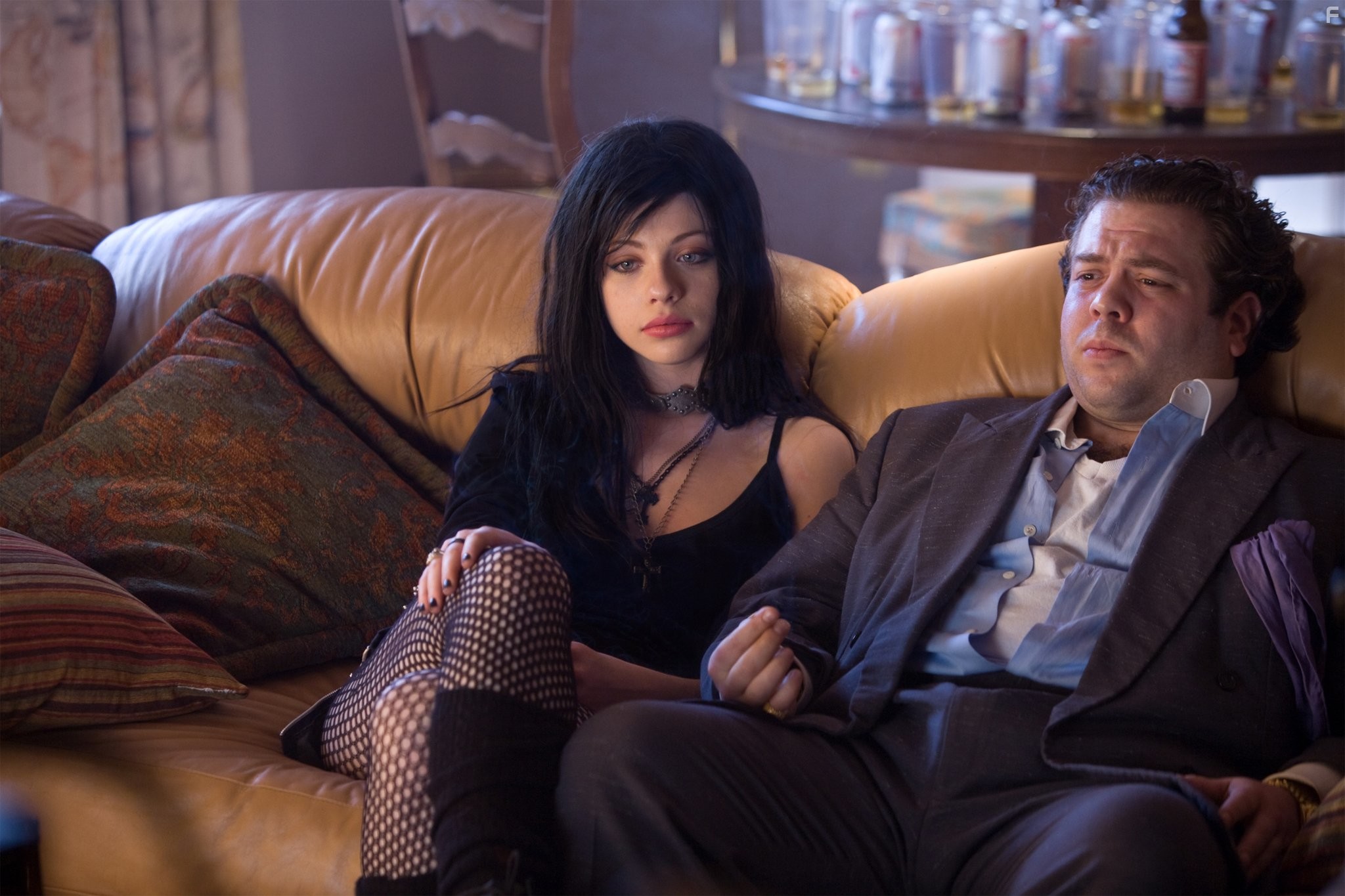 Michelle Trachtenberg and Dan Fogler in Отвези меня домой (2011)