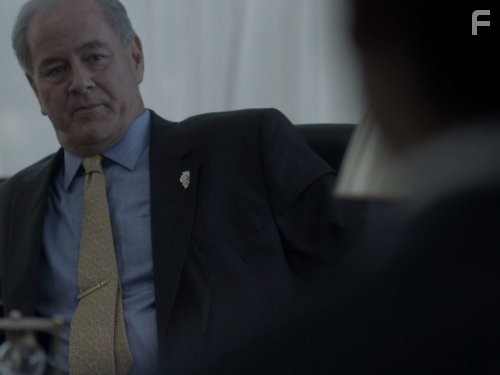 Francis Guinan in Босс (2011)