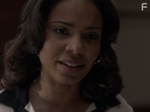 Sanaa Lathan in Босс (2011)