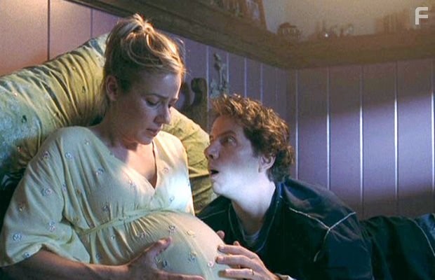 Traylor Howard and Jamie Kennedy in Сын маски (2005)