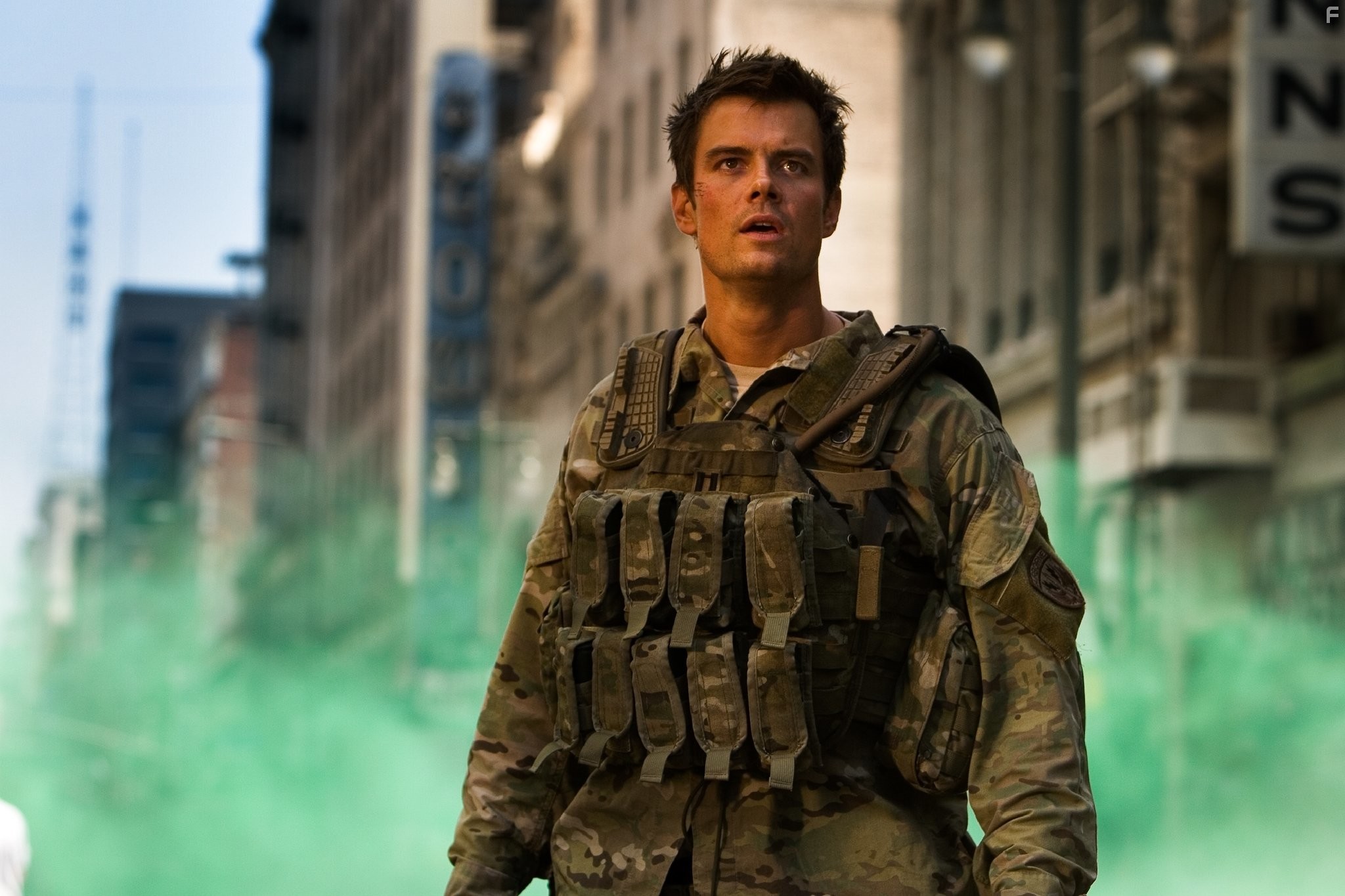 Josh Duhamel in Трансформеры (2007)