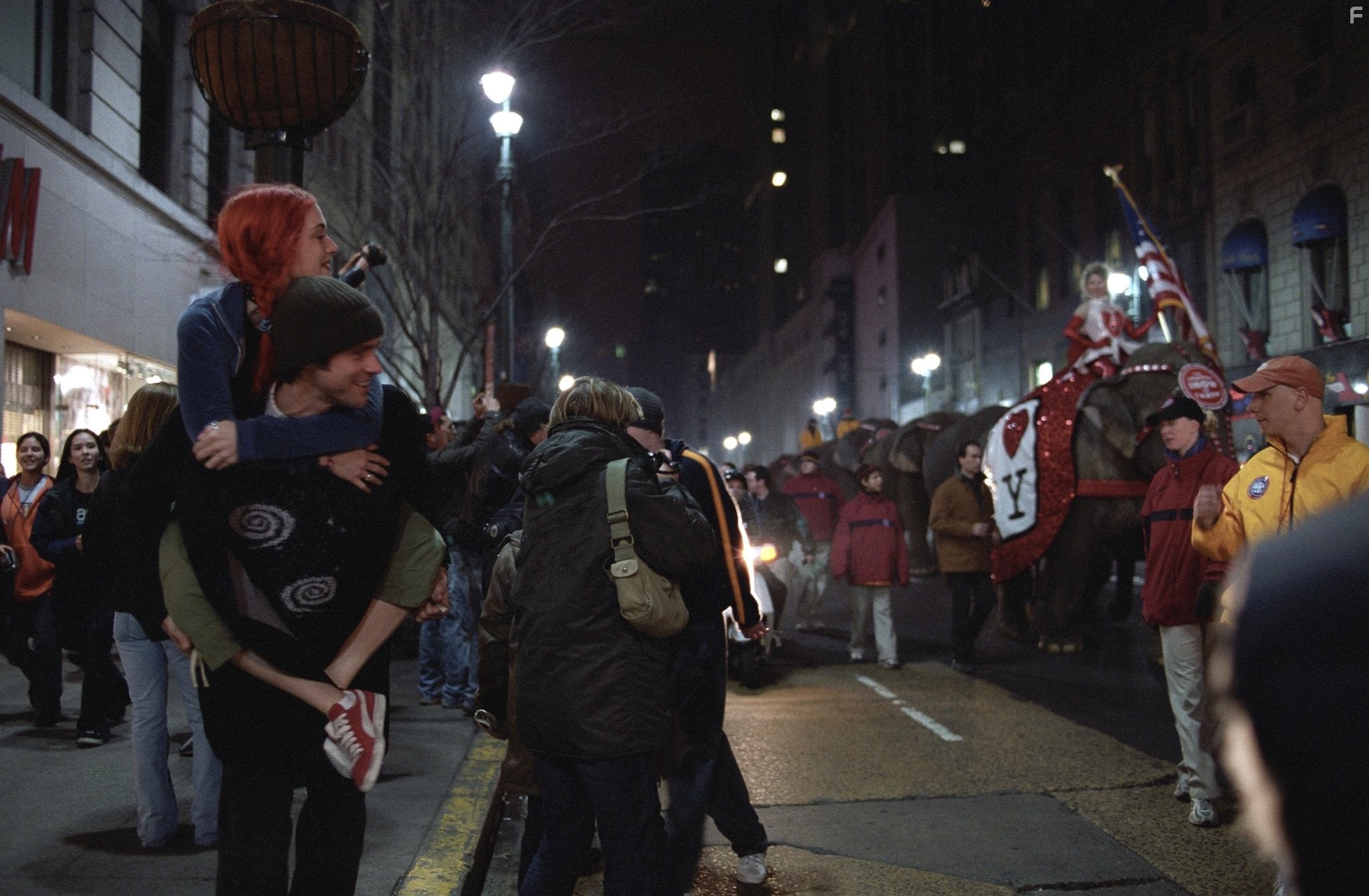 Jim Carrey and Kate Winslet in Вечное сияние чистого разума (2004)