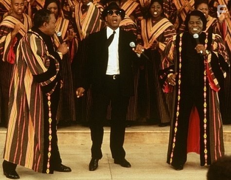 James Brown and Joe Morton in Братья Блюз 2000 (1998)