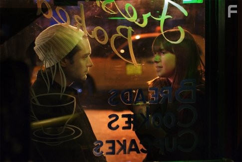 Jude Law and Cat Power in Мои черничные ночи (2007)