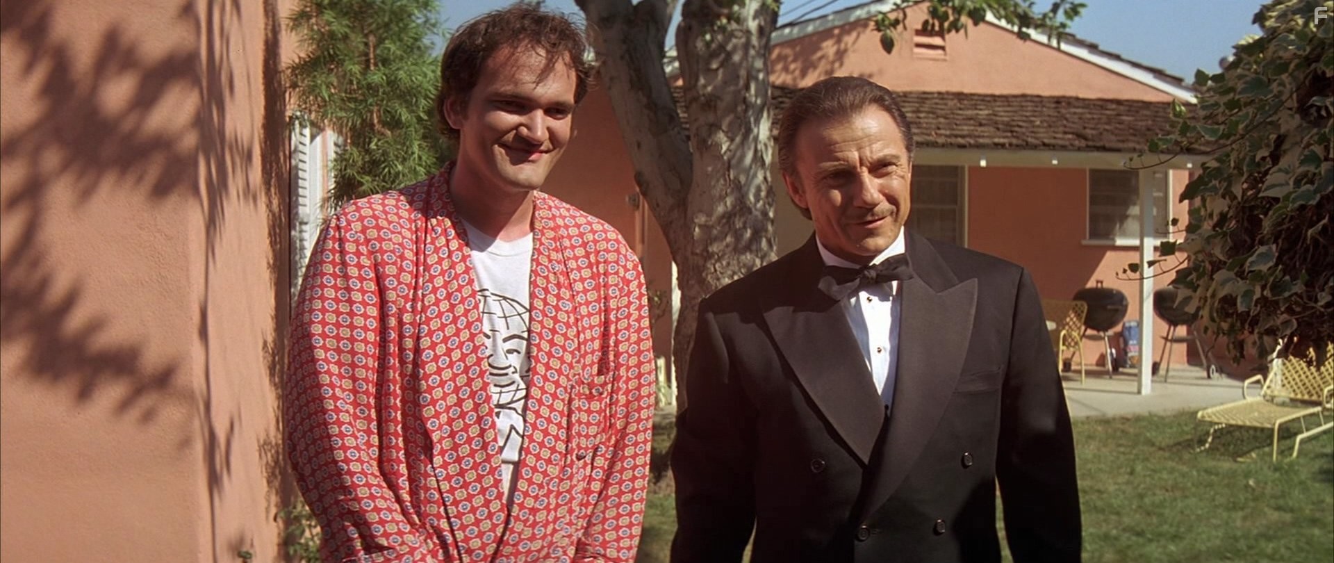 Harvey Keitel and Quentin Tarantino in Криминальное чтиво (1994)