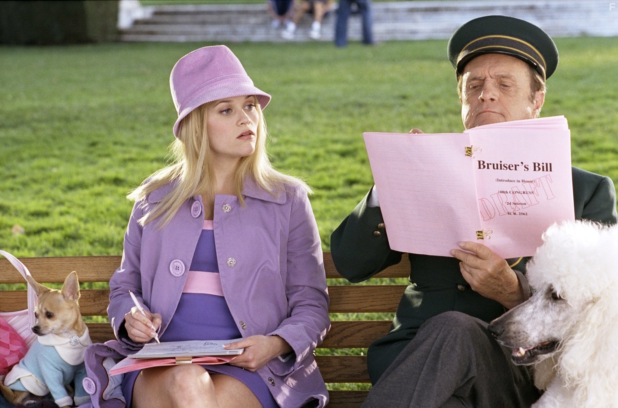 Reese Witherspoon and Bob Newhart in Блондинка в законе 2 (2003)