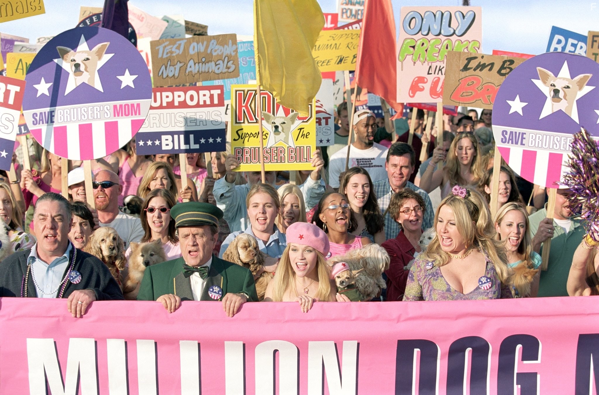 Reese Witherspoon, Jennifer Coolidge, Bruce McGill, and Bob Newhart in Блондинка в законе 2 (2003)