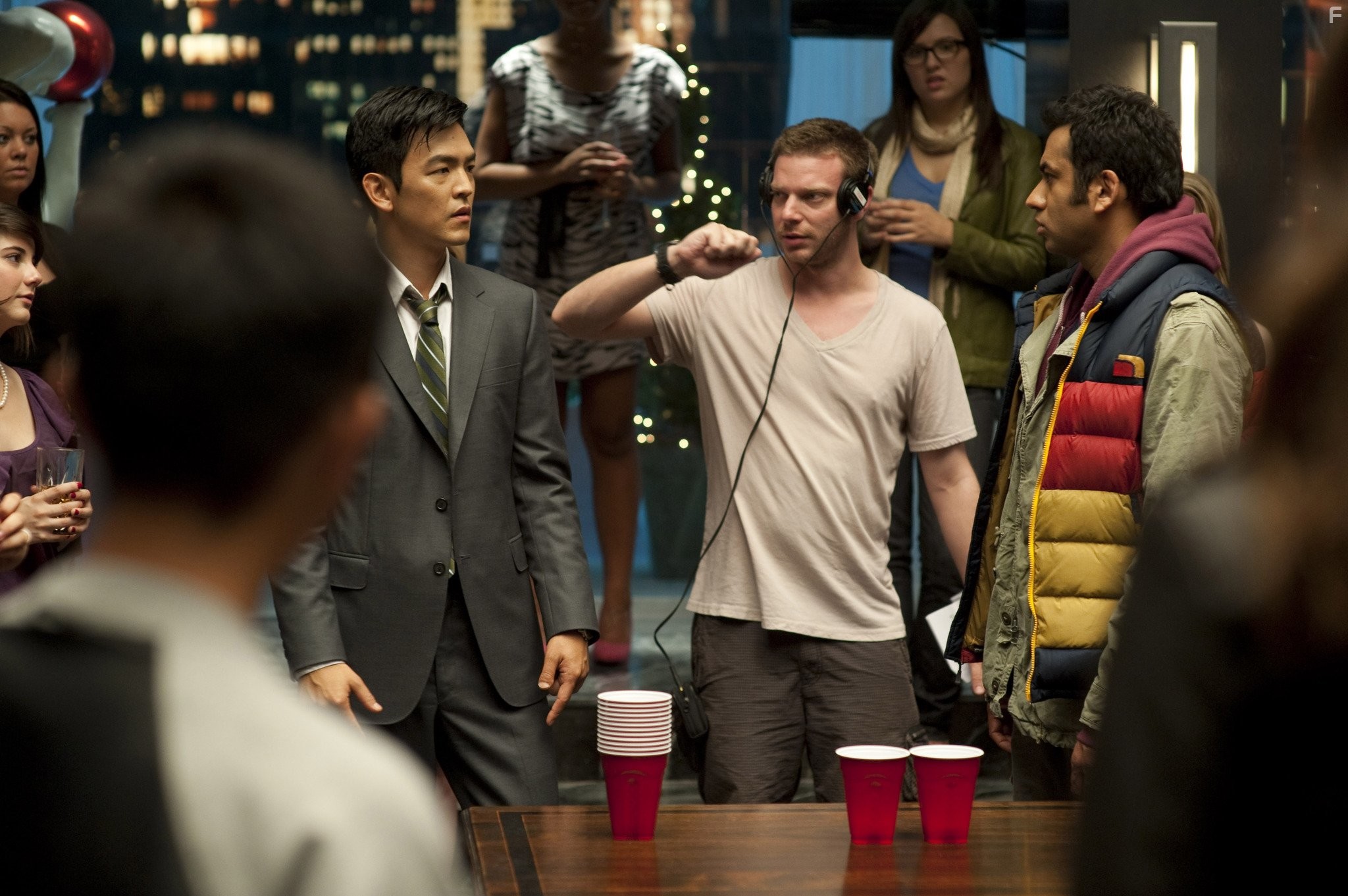 John Cho, Kal Penn, and Todd Strauss-Schulson in Убойное Рождество Гарольда и Кумара (2011)