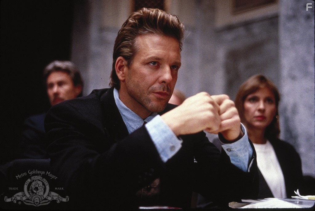 Mickey Rourke in Чaсы отчаяния (1990)